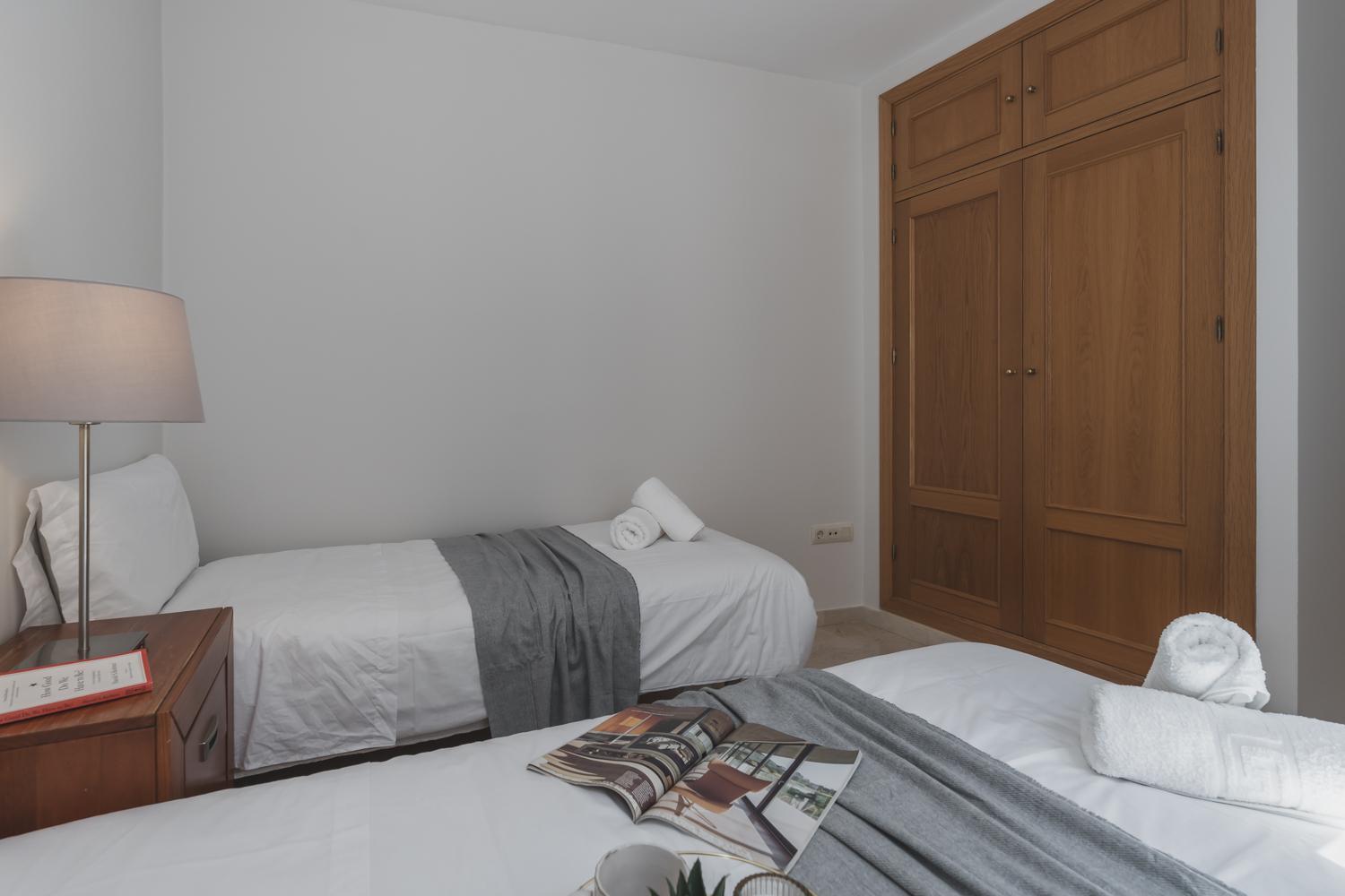 Tuguest Palacio De Los Jeronimos Apartments Granada Eksteriør billede